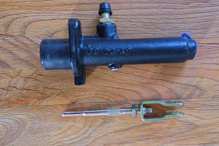 263-20-05000離合總泵SR20M