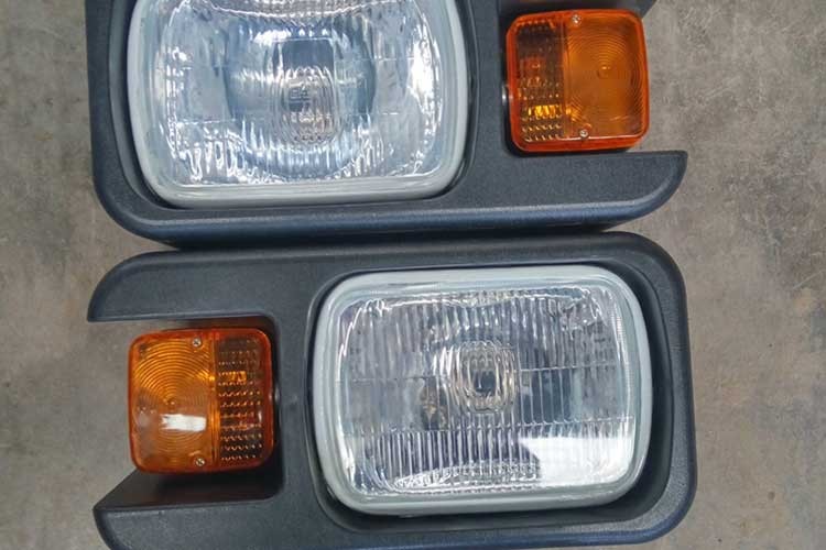 裝載機(jī)前大燈